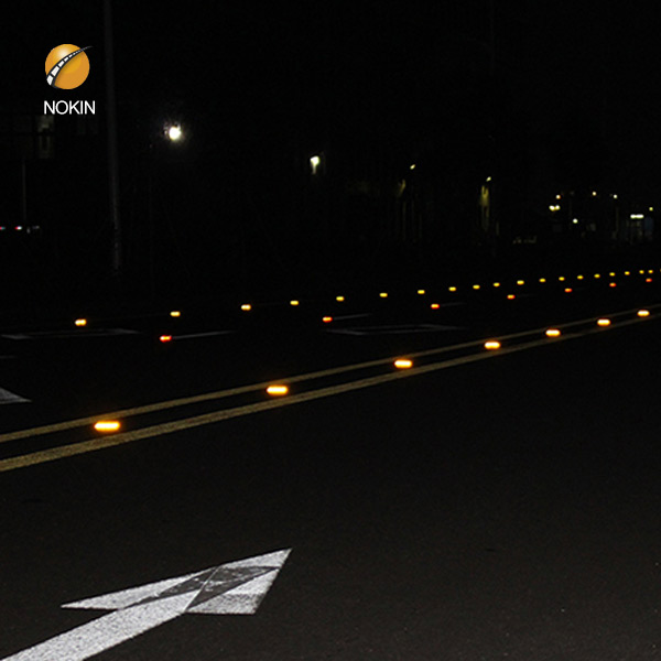 Amber Aluminum Led Solar Pavement Markers With Anchors 